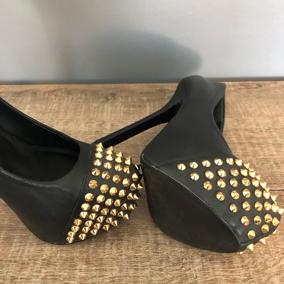 Steve Madden six inch heels - Picture 4 of 5